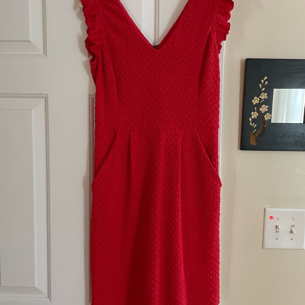 Elegant Red Sleeveless Dress